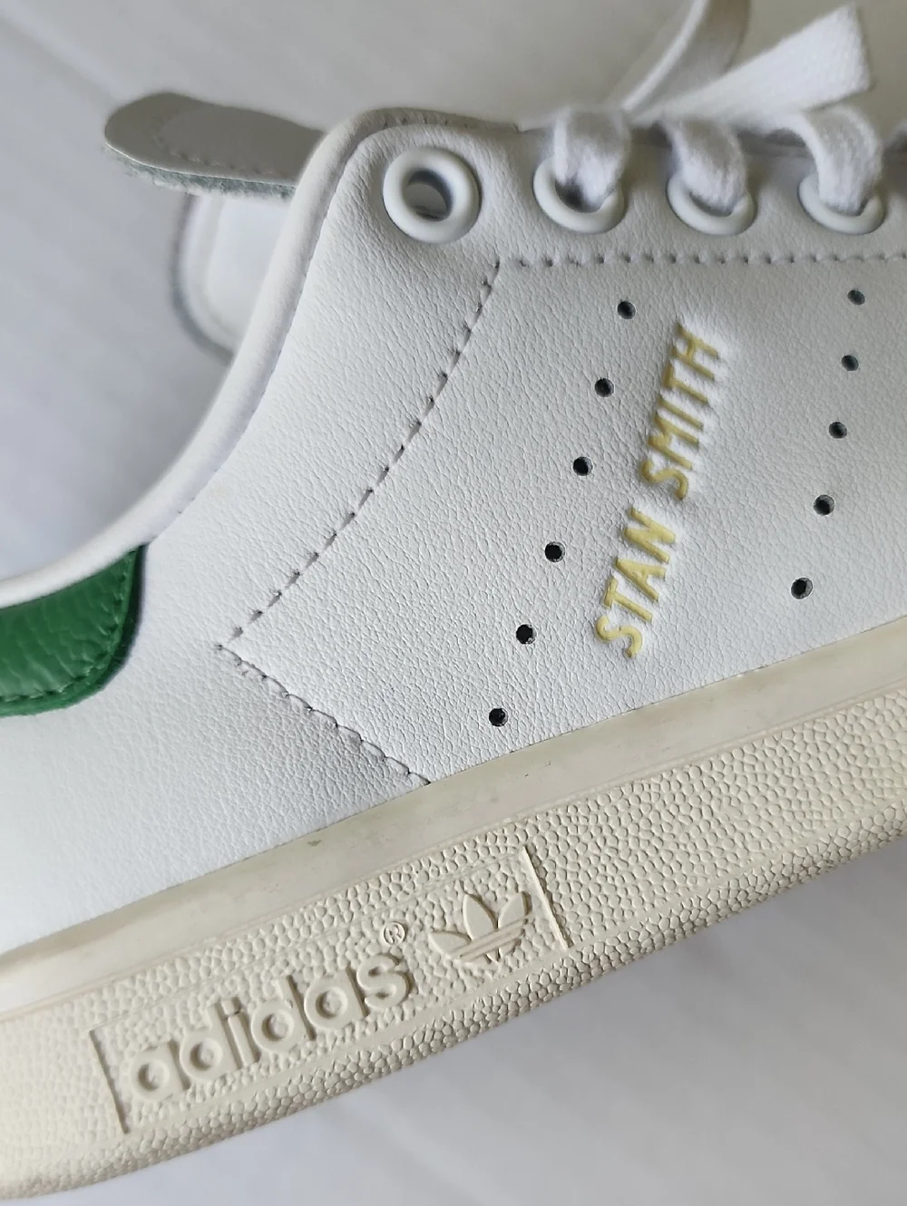 Adidas Best Seller Stan Smith 80's Shoes, Men 6.5 Women 7.5